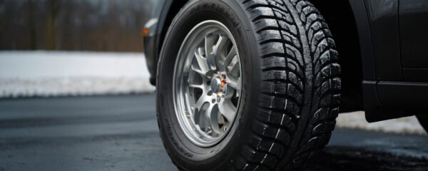 Pourquoi les pneus 4 saisons sont à éviter pour votre voiture